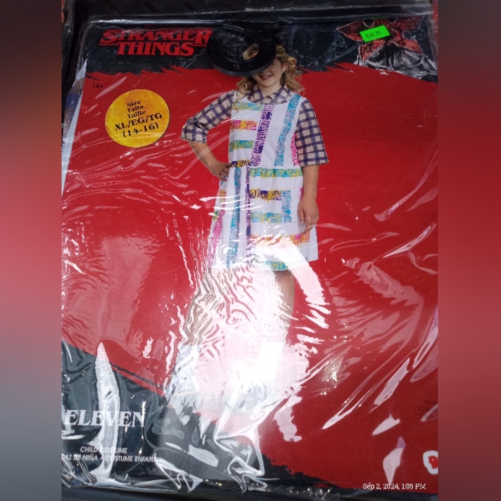 Stranger things costume (eleven)